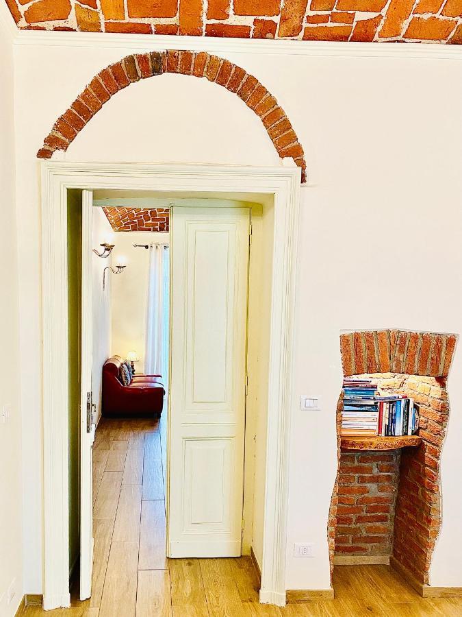 Exquisitely Renovated And Centrally Located Apartment With Free Parking Τορίνο Εξωτερικό φωτογραφία